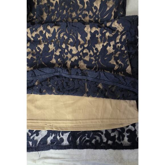 TADASHI SHOJI Embroidered Lace Blouson Gown in Navy Nude Maxi Dress 6 - Picture 10 of 13